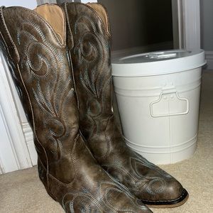 Cowboy boots